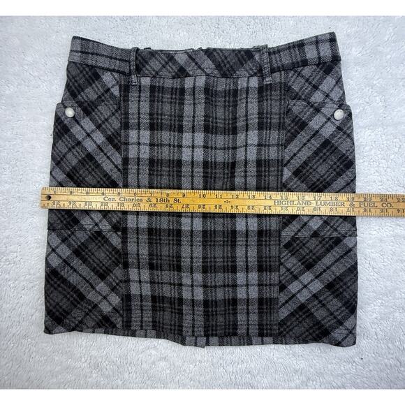 Eddie Bauer Mini Skirt Wool Blend Women 8 Black Gray Plaid Pockets Academia - Picture 8 of 10